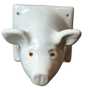 Vintage White Ceramic Pig Wall Hanger Amber Eyes Hand Towel Apron Holder Mount